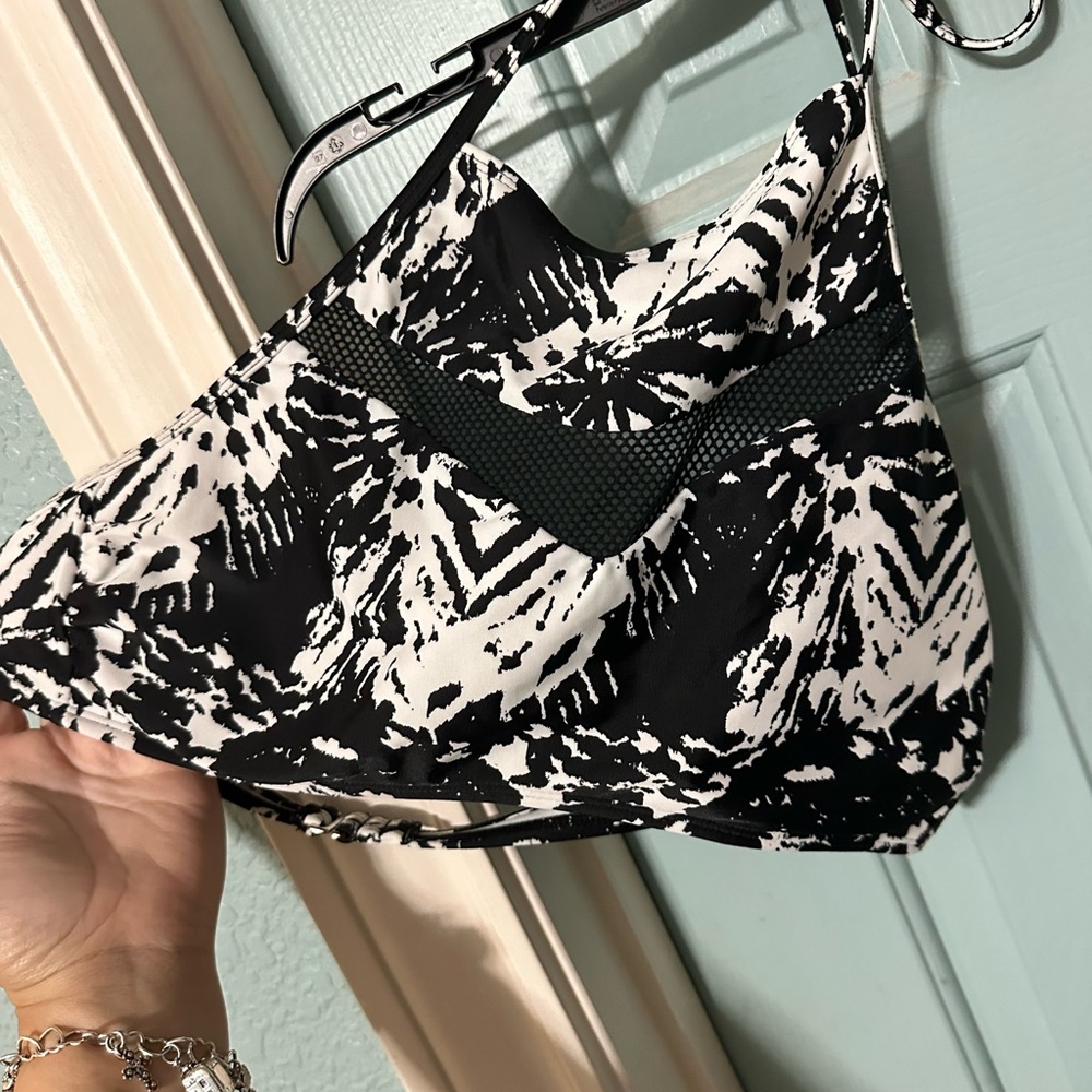 Stylish Black and White Women's Bag